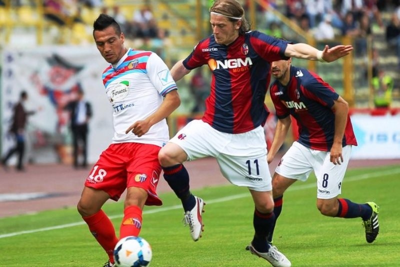 Υποβιβασμός για Μπολόνια και Κατάνια