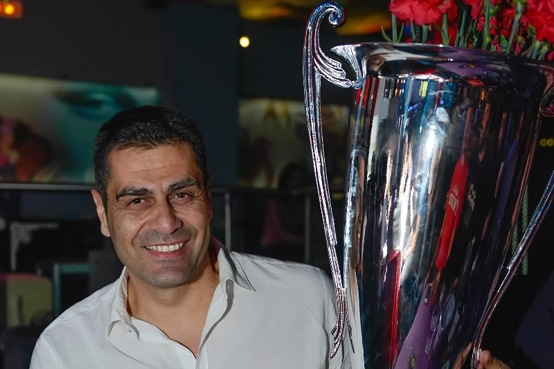 Ολυμπιακός: Ανανέωσε ο Καζάζης