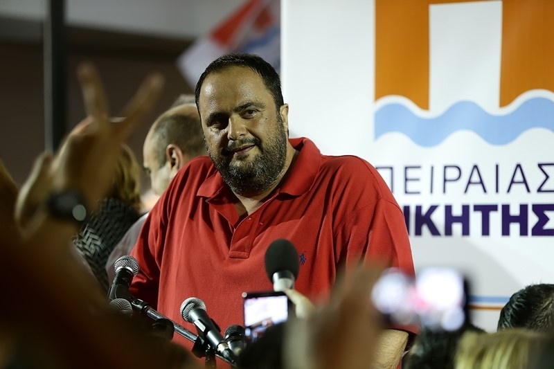 Εκλογές 2014: Πανηγυρισμοί για Μώραλη στον Πειραιά (photos)