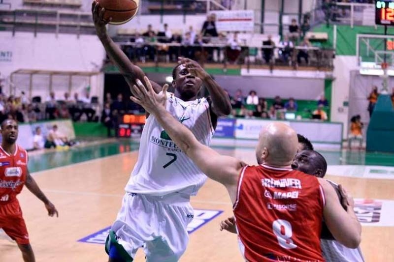 Σιένα: Έμεινε ζωντανή με την κάτοχο του Eurochallenge (photos+videos)