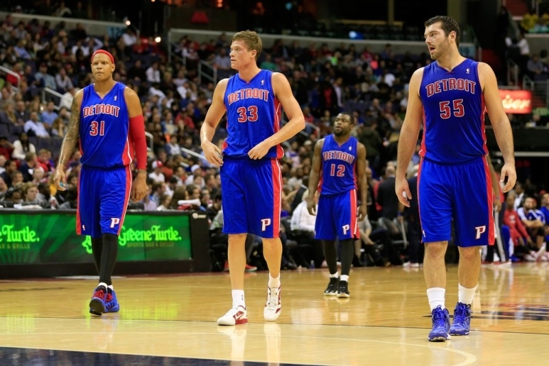 Ντιτρόιτ Πίστονς: Μένει ο Γιερέμπκο