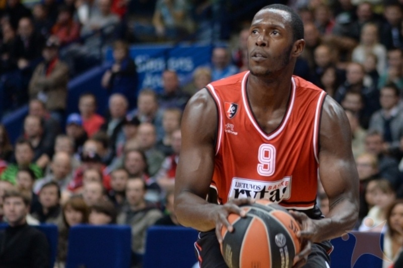 Παλάσιος: «Φυσικά και θα ήθελα Ολυμπιακό»