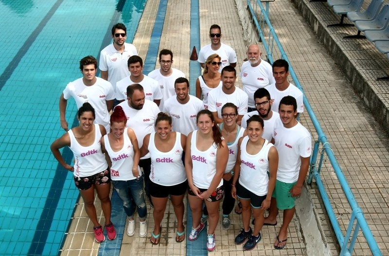 Ολυμπιακός: Η φωτογράφηση για το 55ο Πρωτάθλημα! (photos)