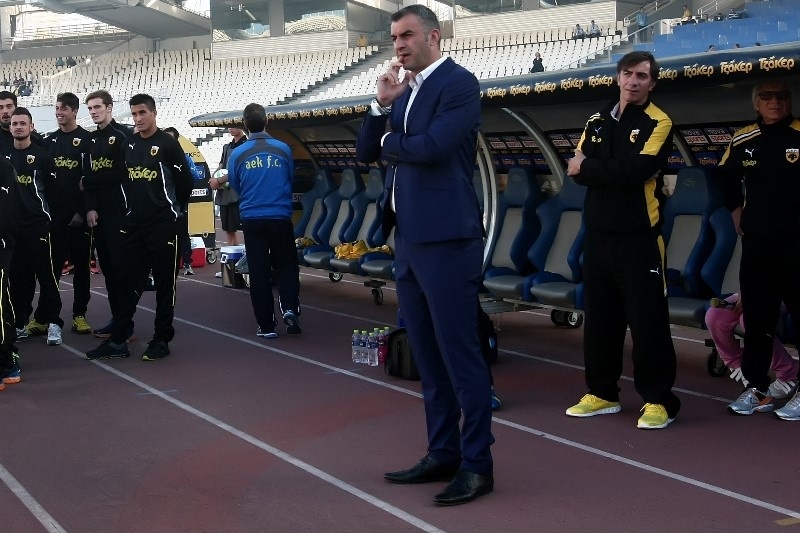 ΑΕΚ: Επιστρέφει και τα λέει με Δέλλα ο Μιλοβάνοβιτς