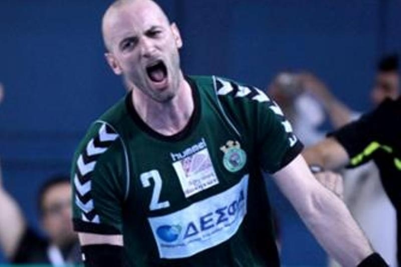 Χάντμπολ: Αποσύρθηκε ο Ζαραβίνας