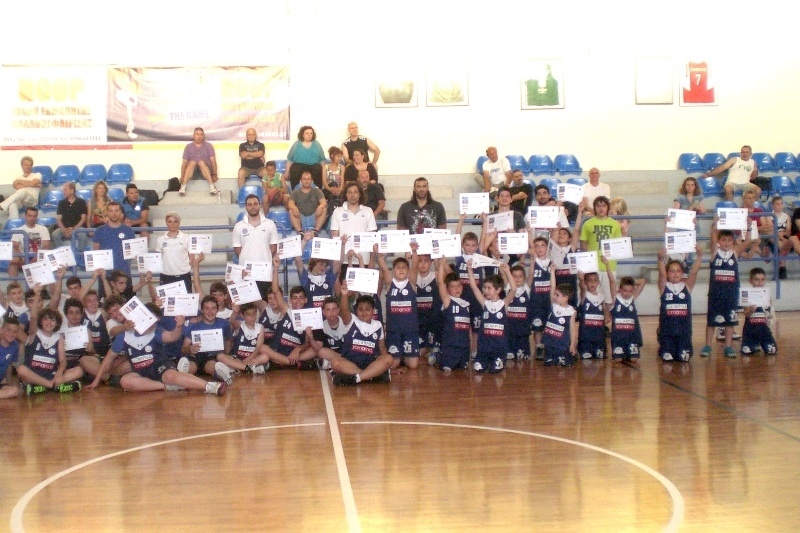 Άρης: Κοντά στα παιδιά ο Ασημακόπουλος (photos)