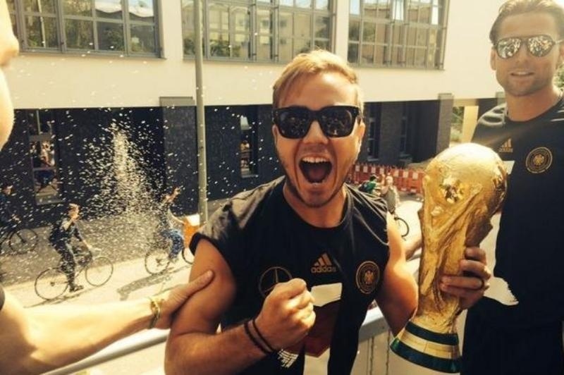 Μουντιάλ 2014 - Γερμανία: «Τρέλα» στο τουίτερ οι Γερμανοί (photos)