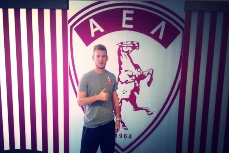 ΑΕΛ: Και επίσημα στα «βυσσινί» ο Τσίμο Φορνέρ