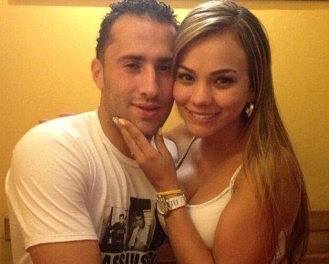 Μ’ ένα σμπάρο και ένα … αηδόνι (photos)