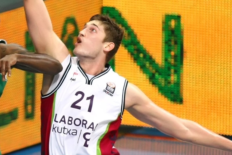 Μπαρτσελόνα: Τα «σκάει» για Πλάις