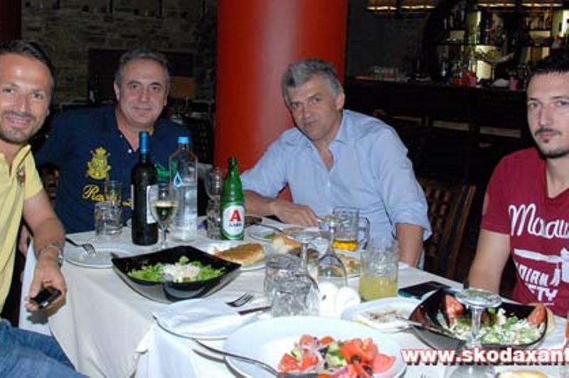 Ξάνθη: «Τραπέζωμα» με ευχές για επιτυχίες