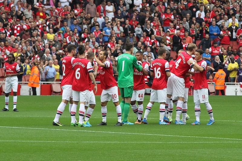 Σκοράρει η Άρσεναλ
