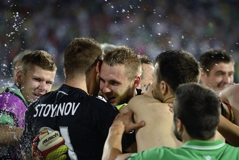 Ο Ρουμάνος εθνικός ήρωας στη … Βουλγαρία (videos+photos)