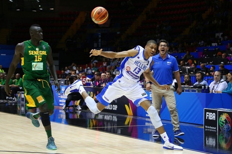 Μουντομπάσκετ 2014: Καλύτερο το κλέψιμο του Αντετοκούνμπο (video)