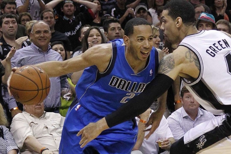 Ντάλας Μάβερικς: Περιμένουν βοήθεια από Χάρις