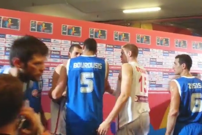 Μουντομπάσκετ 2014: Ένταση στη μικτή ζώνη (video)