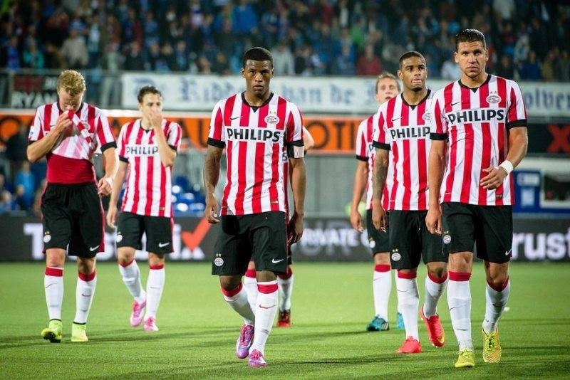 Αϊντχόφεν: «Τριάρα» από Τσβόλε