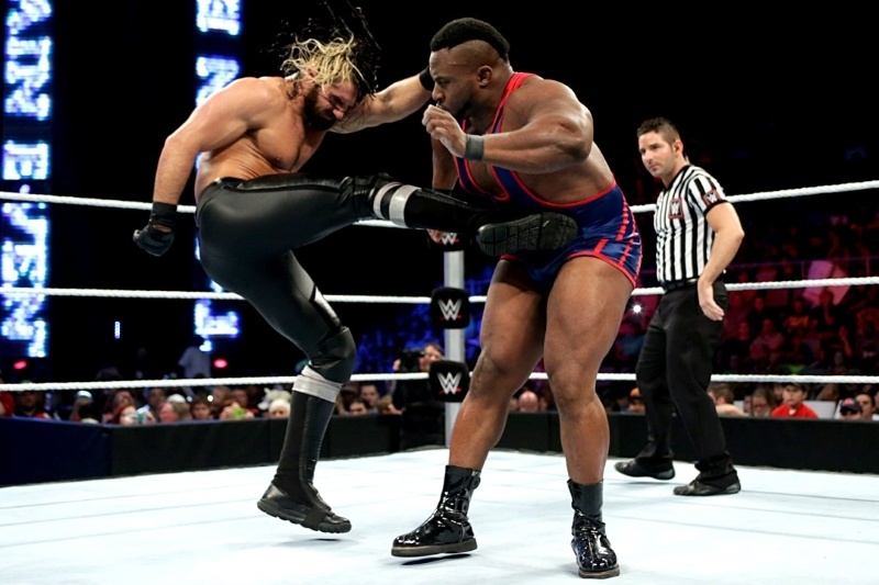 Main Event: Αγγαρεία για Seth Rollins (photos+videos)