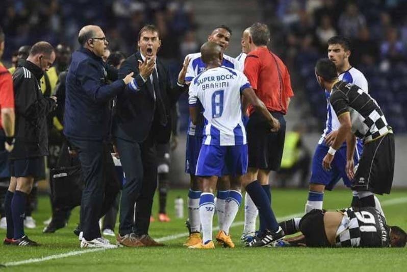 Γκέλα για Πόρτο, 0-0 με Μποαβίστα