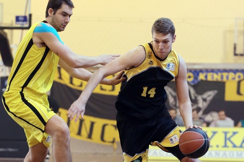 Βεζένκοφ: «Αφιερωμένο σε συμπαίκτες και προπονητές»