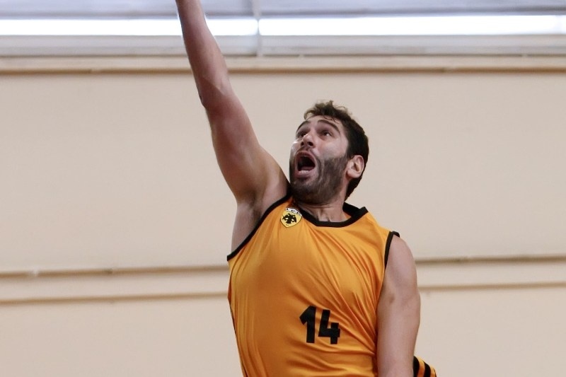 Τσιάκος: «Θα βγάλουμε στο παρκέ την καρδιά μας»