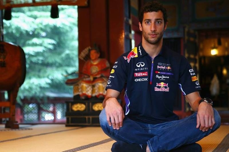 Ρεντ Μπουλ: Διαλογισμός με Ζεν για Ρικιάρντο (photos)