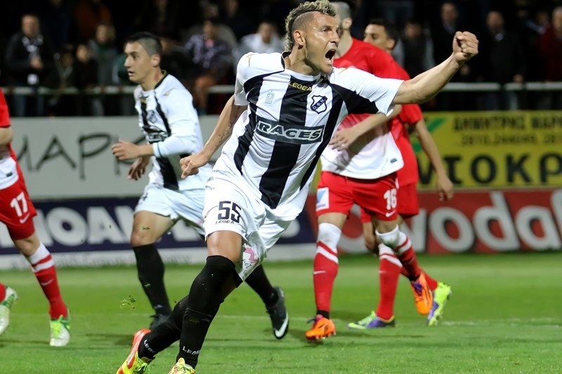 ΟΦΗ: Σε φουλ ρυθμούς Μιλιάζες, Στάθης