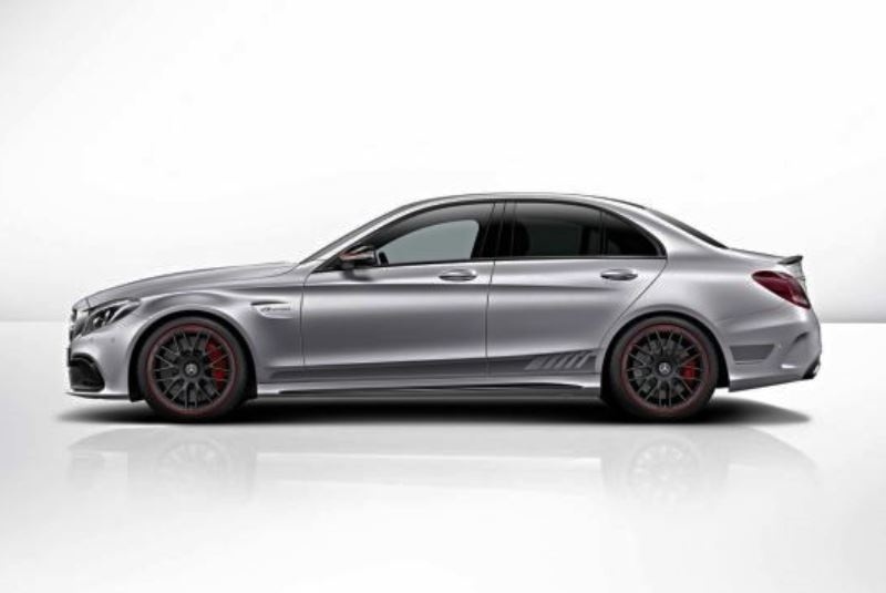 Εντυπωσιάζει η C63 AMG Edition 1
