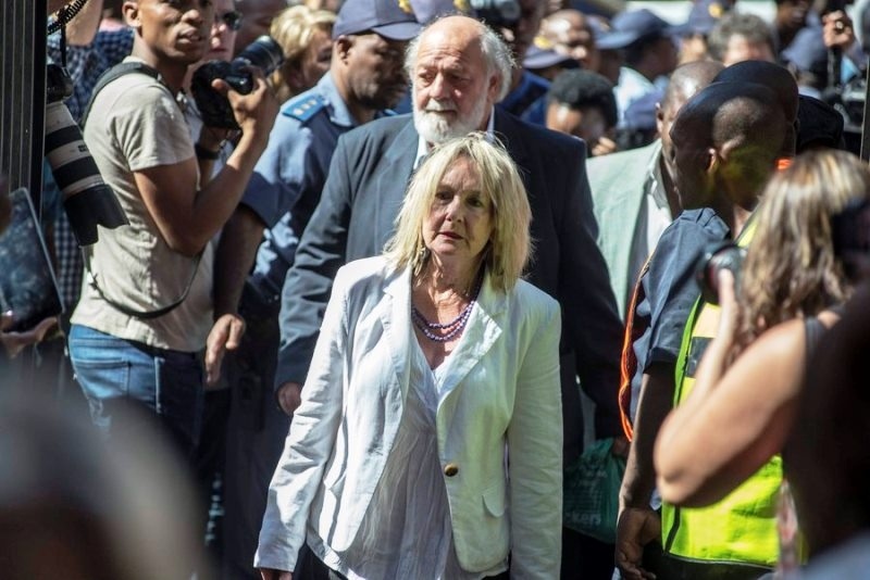 Πιστόριους: Η αντίδραση της μητέρας της Στίνκαμπ