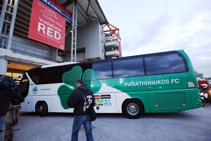 Ολυμπιακός – Παναθηναϊκός: Η άφιξη του «τριφυλλιού» (photos)