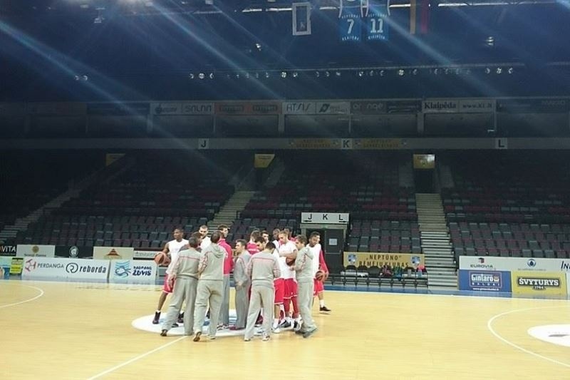 Ολυμπιακός: Η προπόνηση στη Λιθουανία σε slow motion (video)