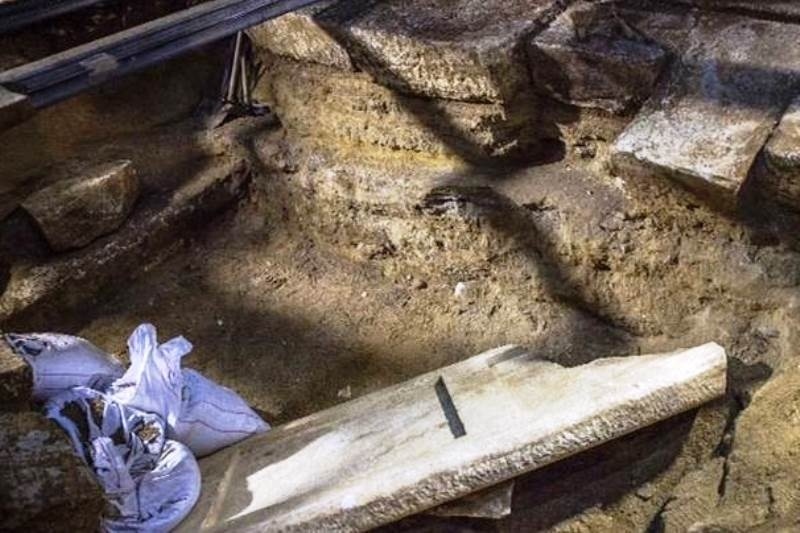 Νέες φωτογραφίες από Αμφίπολη – υπάρχει υπόγειος θάλαμος