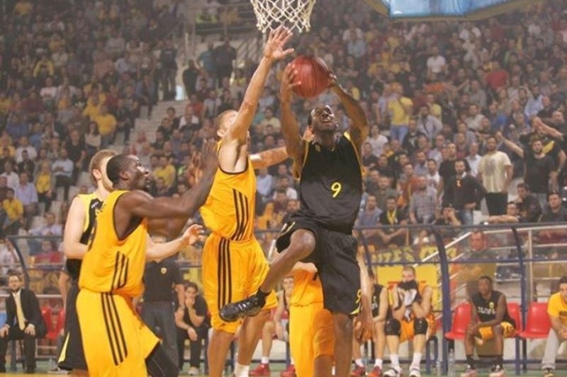 Άρης: Ευχές σε Ριντ