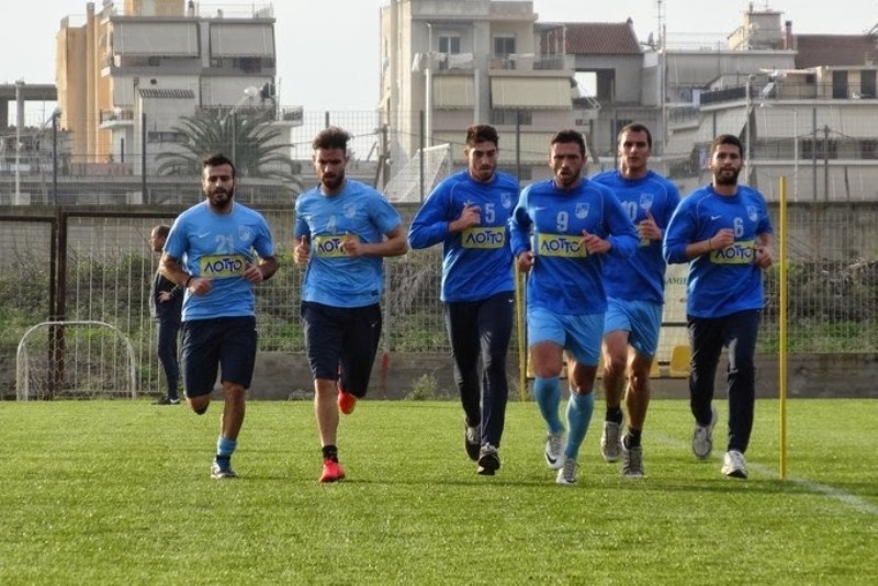 Λαμία: Χωρίς απουσίες αλλά με τούρτα (photos)