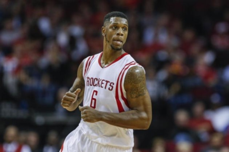 Χιούστον Ρόκετς: Μένει έξω ο Τέρενς Τζόουνς