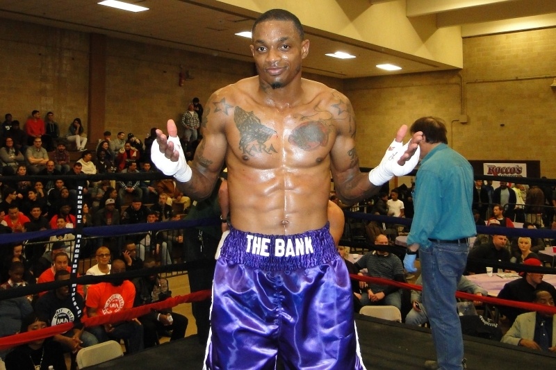 Μποξ: Γρήγορο KO για Derrick Webster