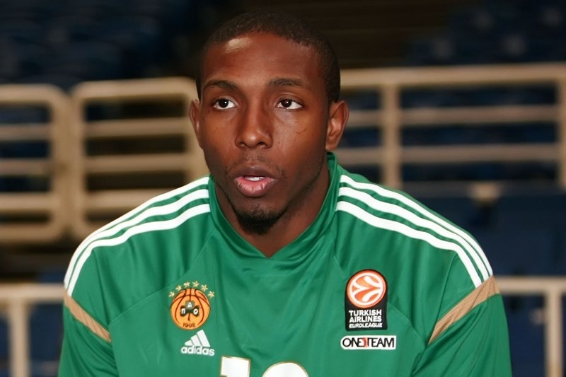 Νέλσον: «Μου αρέσει ο Παναθηναϊκός»