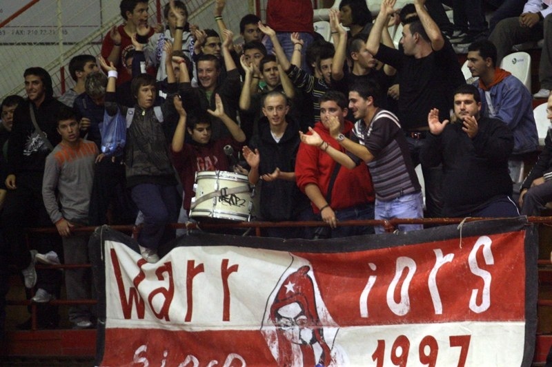 Νήαρ Ηστ: Ξανά χωρίς φιλάθλους