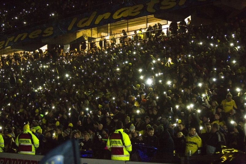 Απίστευτη φιέστα οι οπαδοί της Μπρόντμπι (video+photos)