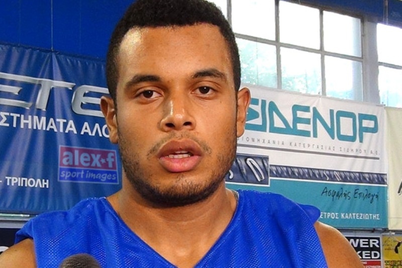 Αρκαδικός: Συλλυπητήρια για Εζόμο