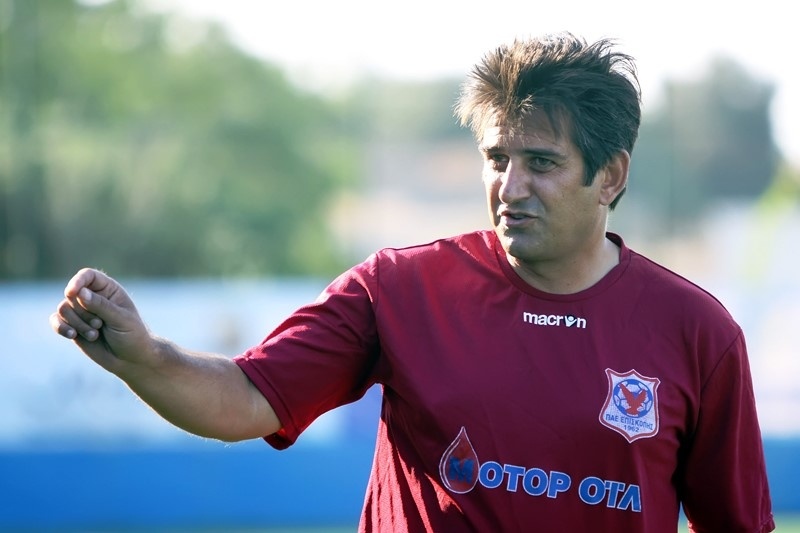 Επισκοπή: Συνεχίζει με Ανυφαντάκη