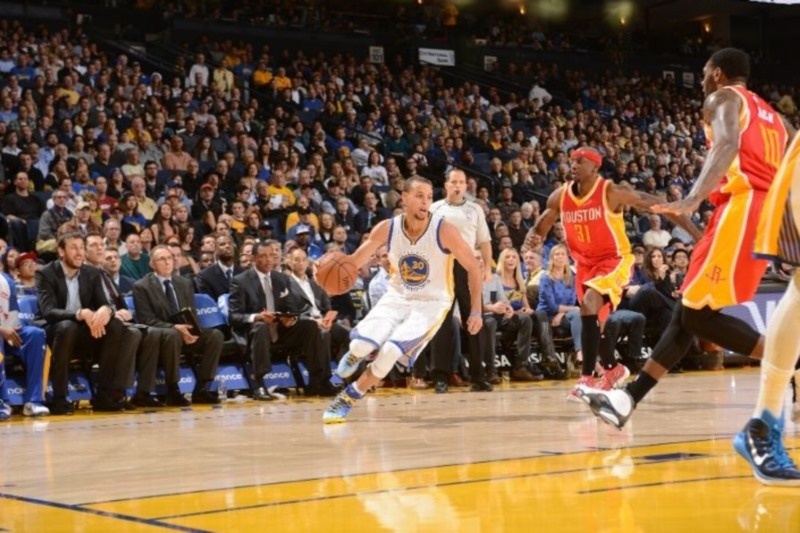 Γκόλντεν Στέιτ Ουόριορς: Εξόντωσαν τους ελλιπέστατους Ρόκετς (video)