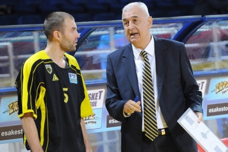 Ντράγκαν Σάκοτα: «Να παίξουμε καλύτερα, για να κερδίσουμε»