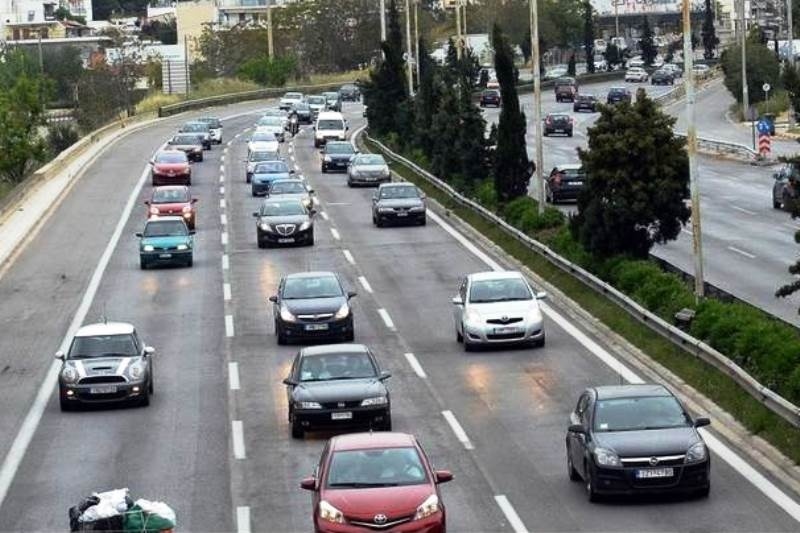 Τέλη κυκλοφορίας: Ποίοι πληρώνουν και ποίοι τα… γλυτώνουν