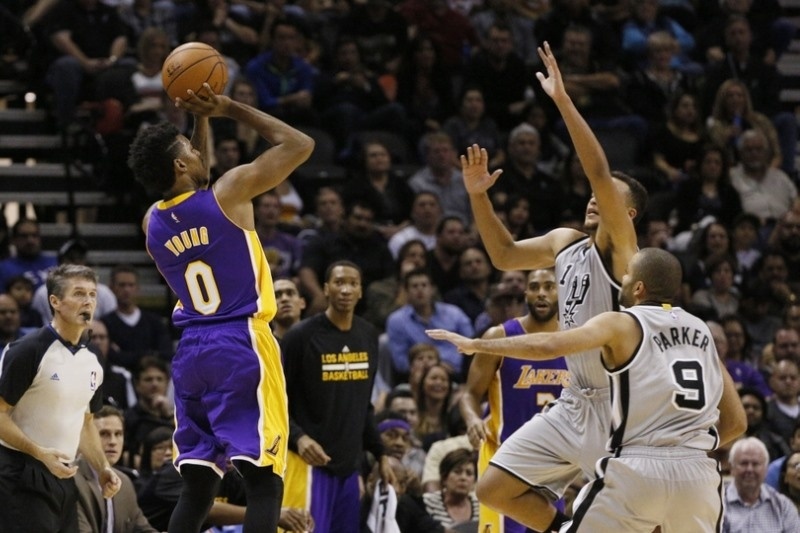 Σαν Αντόνιο Σπερς: Δεύτερη ομάδα με Μπλέιζερς