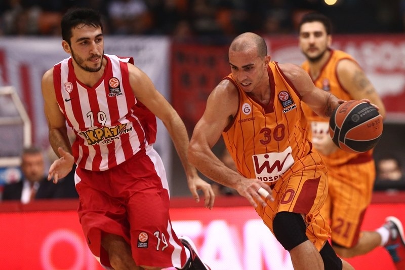 Αρόγιο: «Περάσαμε δύσκολα πριν το ματς με τον Ολυμπιακό»