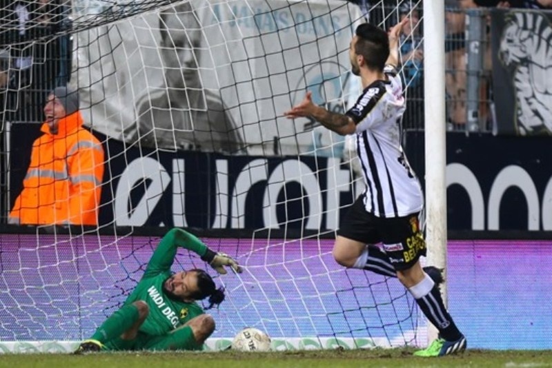 Η γκέλα της χρονιάς από τον γκολκίπερ της Λιρς (video)