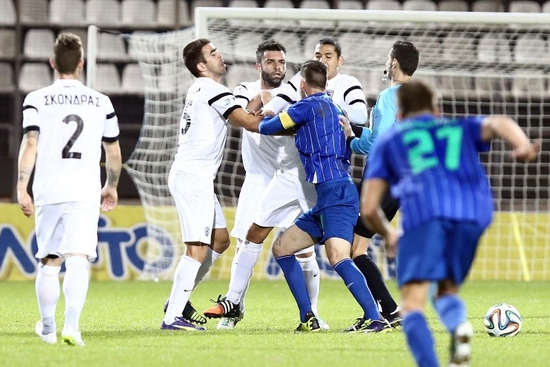 Λεβαδειακός - ΠΑΟΚ: Καρέ καρέ τα «μπουκέτα» Μάντζιου και Τζαβέλλα (photos)