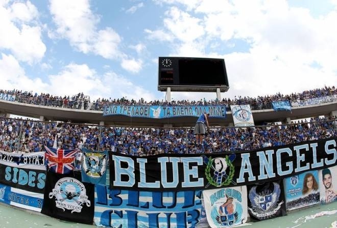 Blue Club: «Να τιμήσει τα παντελόνια του ο Πάτσης»