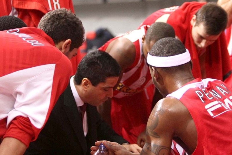 Ολυμπιακός: Χριστούγεννα στο παρκέ